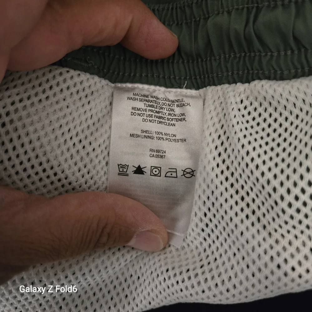 PColumbia PFG Green Nylon Fishing Hiking Swim Shorts Mesh Lined‎ Men’s L